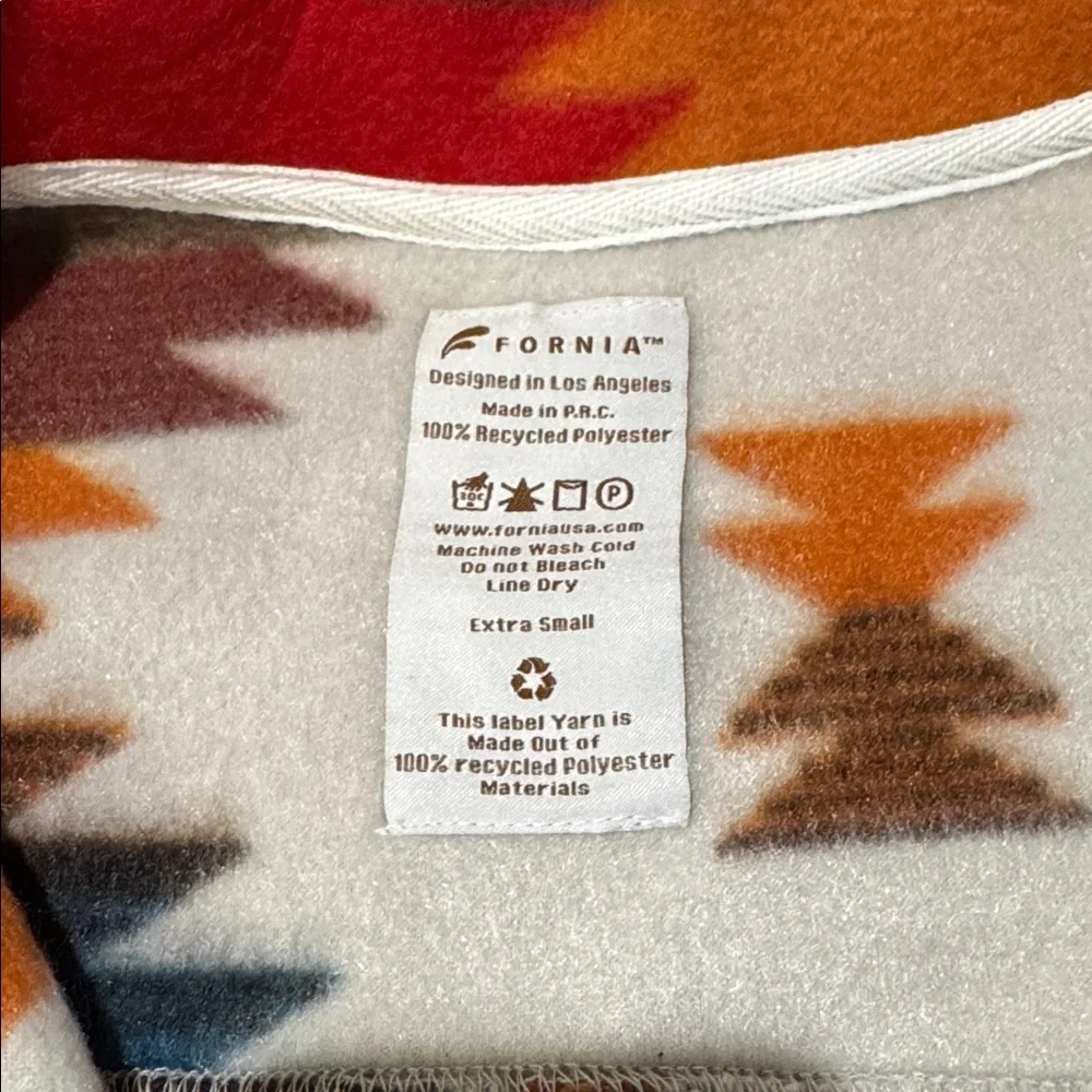 Colorful Aztec Patterned Jacket - Picture 2 of 3